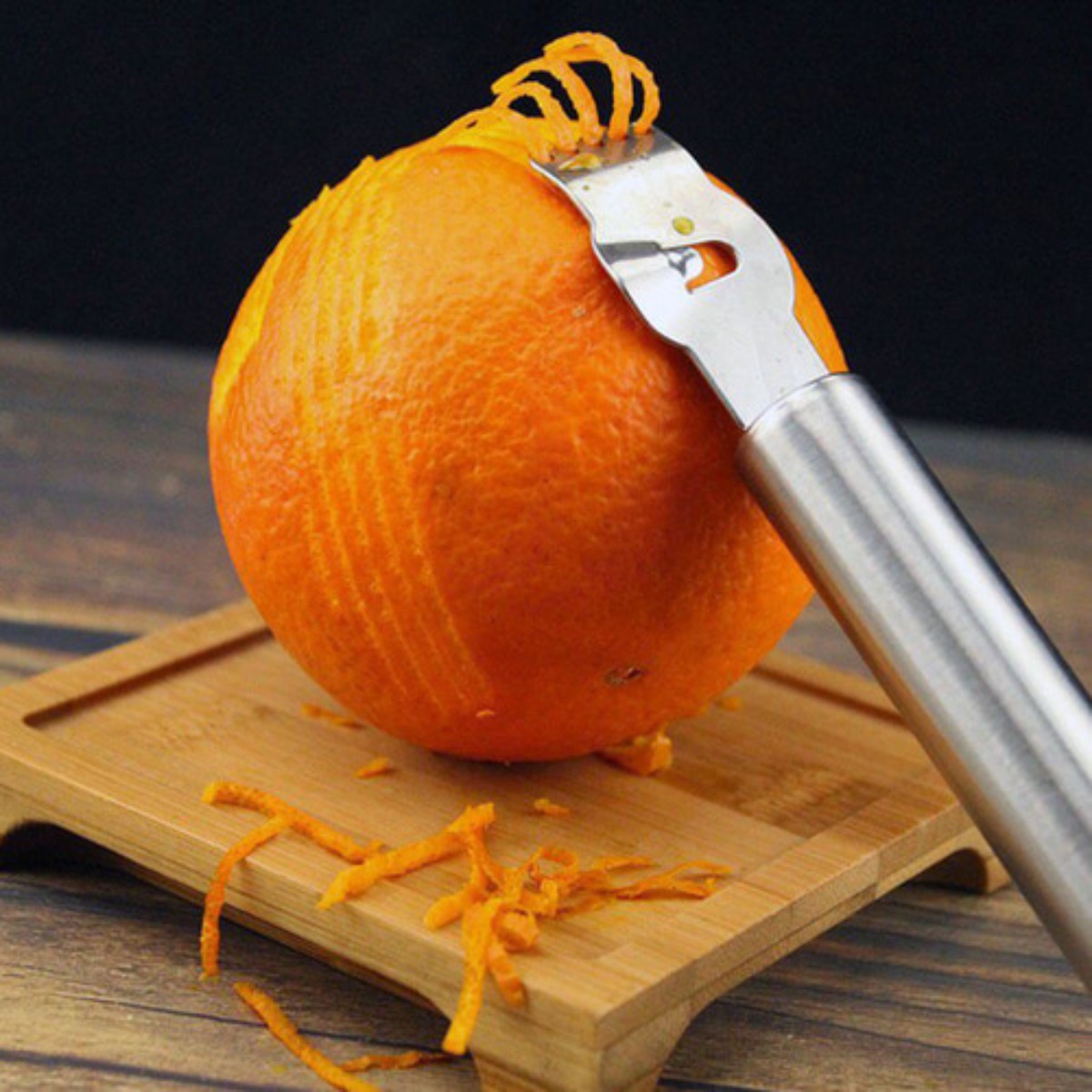 Zilverkleurige citroenschiller - Peeler Channel Knife recensie en prijs